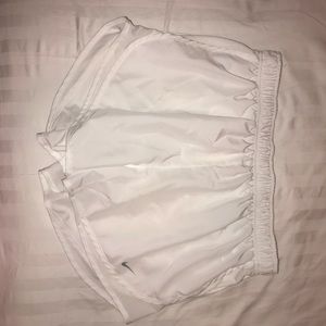 WORN ONCE WHITE NIKE PRO SHORTS